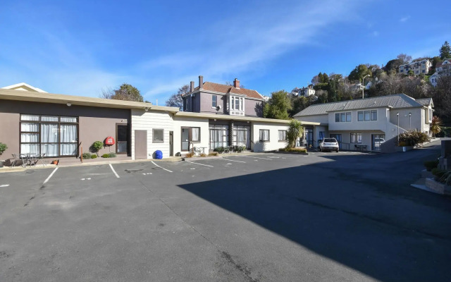 Garden Motel