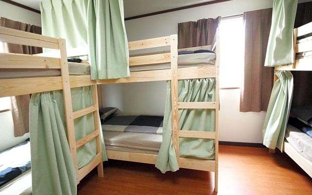 기숙사 내 침대 (남성용 기숙사) 사진 2