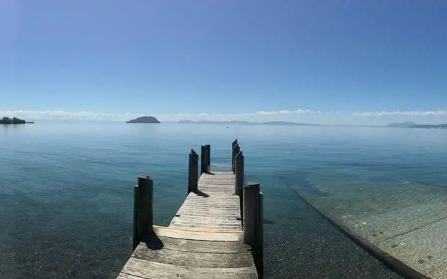 Motutere Bay Top 10 Holiday Park