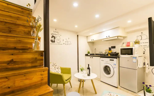 Hard Candy Apartment No.3