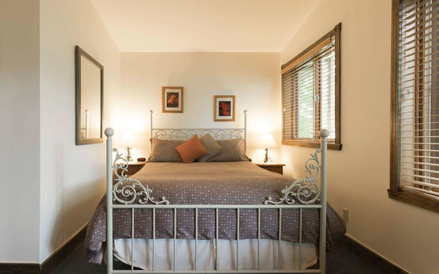 Auberge Le Lupin B&B