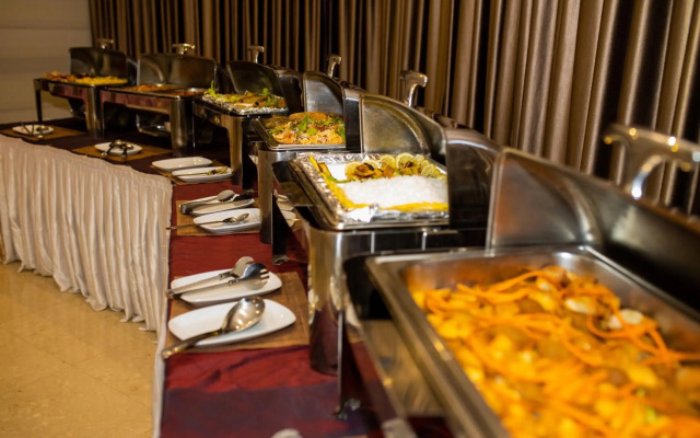Ewan Ajman Suites Hotel