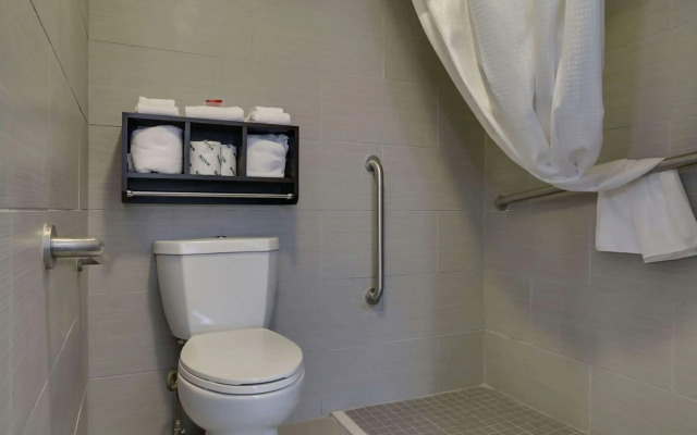 Scottish Inns Calhoun