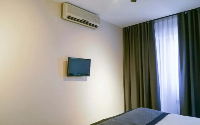Polek Hotel