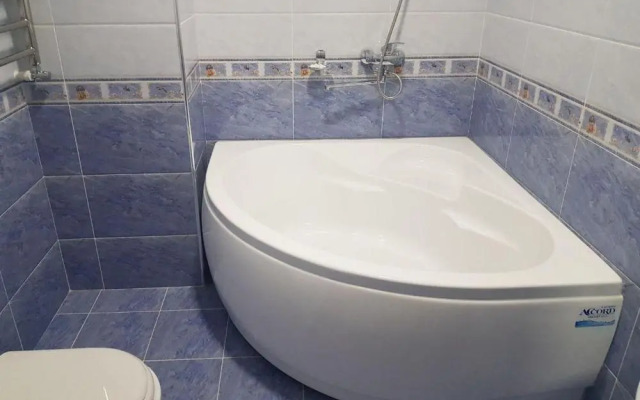 Гулистон Гранд