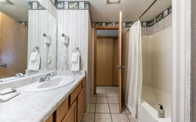 117 Bldg B 1 Bedroom Condo