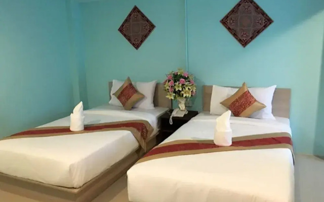 OYO 983 The Private Hotel