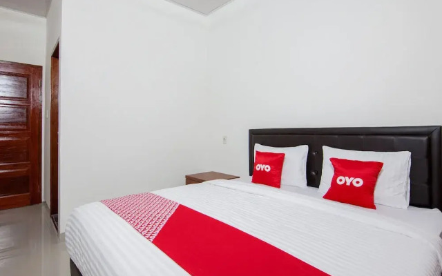 OYO 1819 Aries Hotel