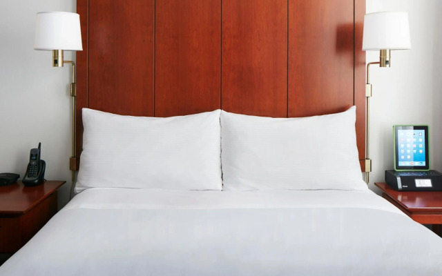 Club Quarters Hotel Wacker at Michigan, Chicago