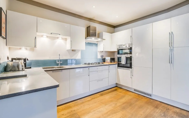 Charming Spacious 5 Bed Mews House - Kensington