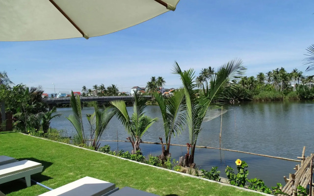 Ylang Garden Villa