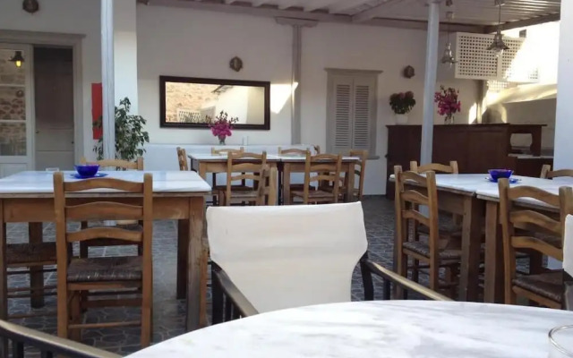 Alexandra Guesthouse