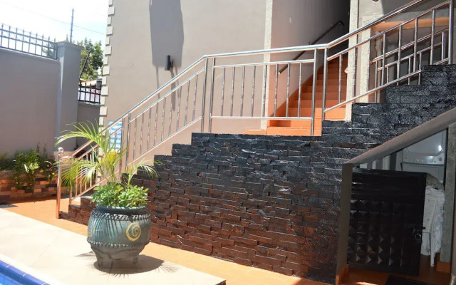 Entebbe Stay Apart-Hotel