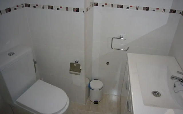 Apartamentos Acacias 4