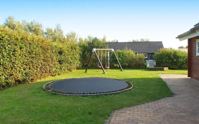 10 Person Holiday Home in Hemmet