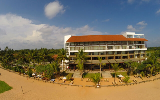 Pandanus Beach Resort & Spa