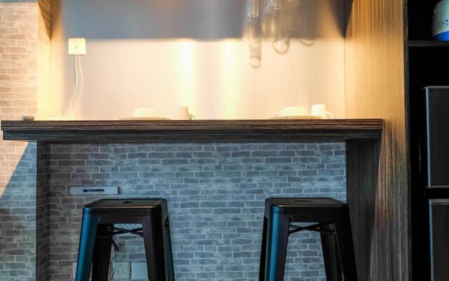 Spacious and Artsy Studio Apartment at Brooklyn Alam Sutera