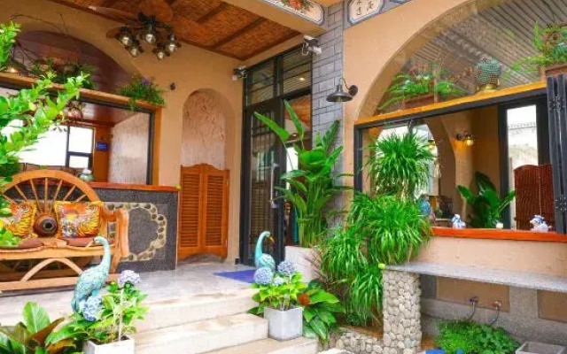 Sweet August Designer Garden Holiday Meisu (Dali Bohai Branch)