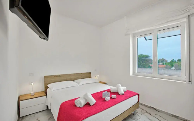 Villa Na' Lu' 2 With Sea View
