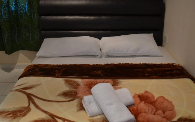 OYO 774 Hotel Iskandar