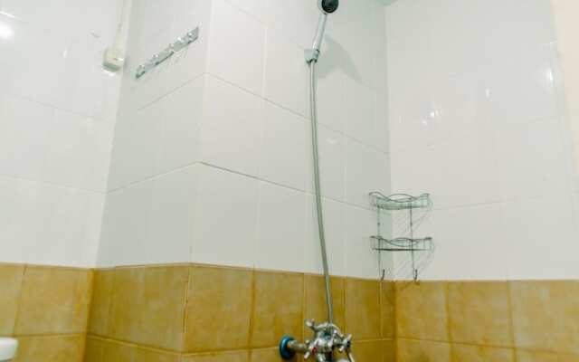 Elegant And Tidy 2Br Green Pramuka City Apartment Near Mall