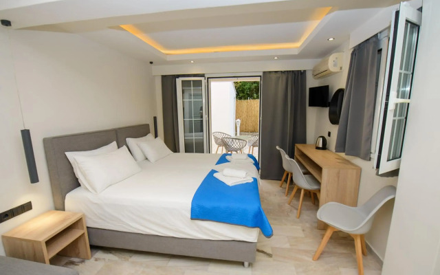 Saint Spiridon Hotel