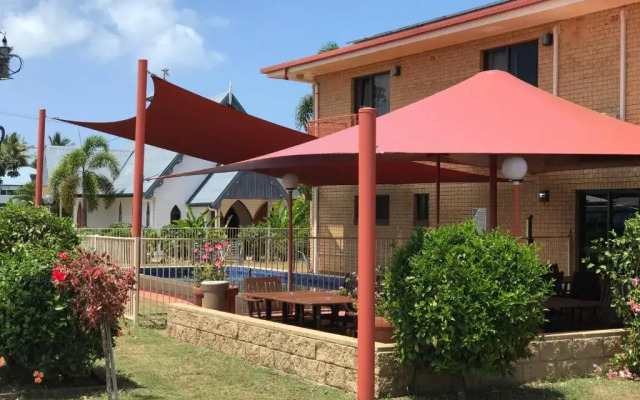 Kurrmine Beach Motel