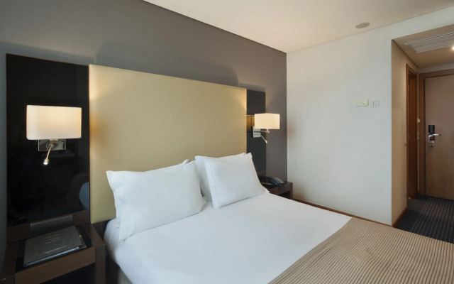 TURIM Alameda Hotel