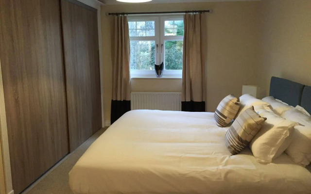 Turnberry Apartments