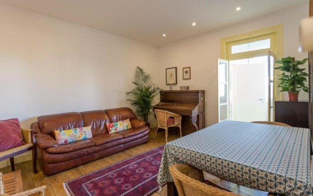 Charming flat with 2 bedrooms on Lisbon's 7th hill