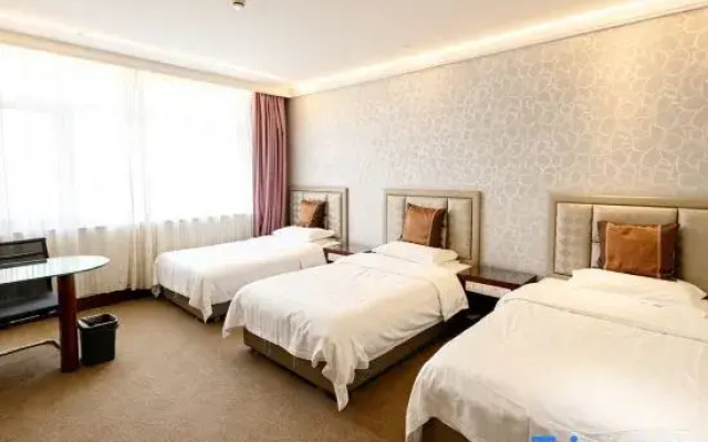 Grand Continental Grassland Hotel