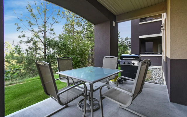 Pinnacle Pointe - By Vacations Kelowna