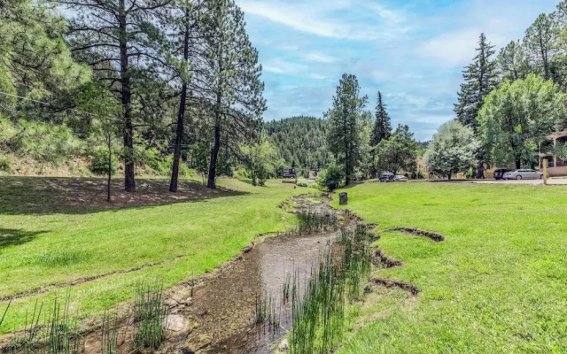 Hunter's Lodge by Ruidoso Vacation Rentals