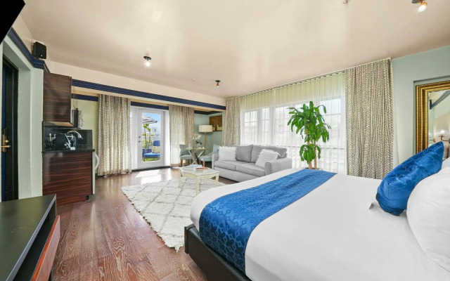 Riviera Hotel South Beach