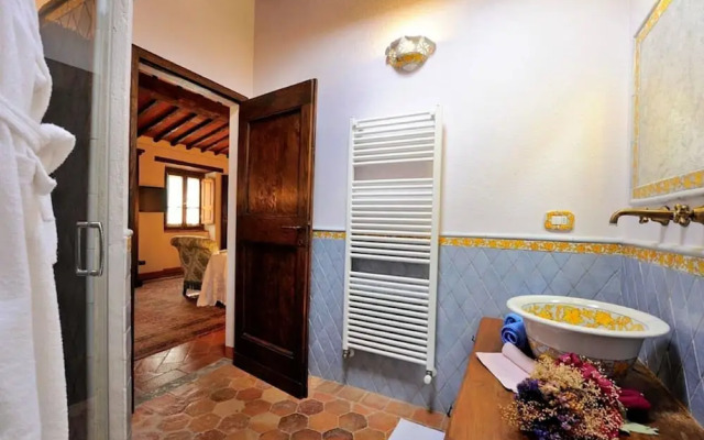 Tuscan Villa With Sauna