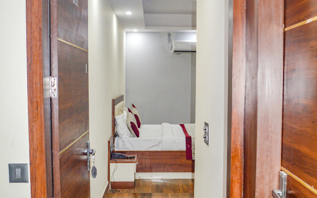 Fabhotel The Golf Inn