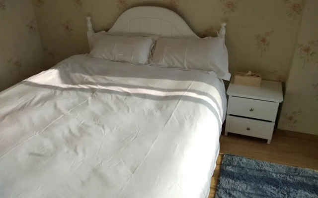 Wuhan Loving Home Apartment