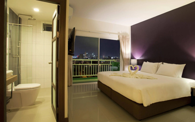 Wiz Hotel