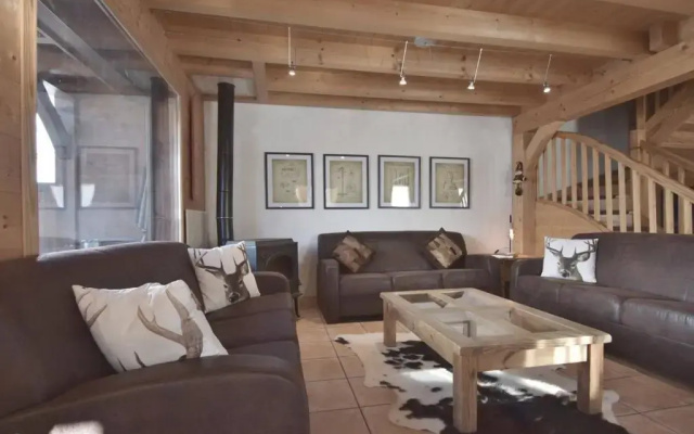 Chalet Le Grand-Bornand, 6 pièces, 15 personnes - FR-1-391-24