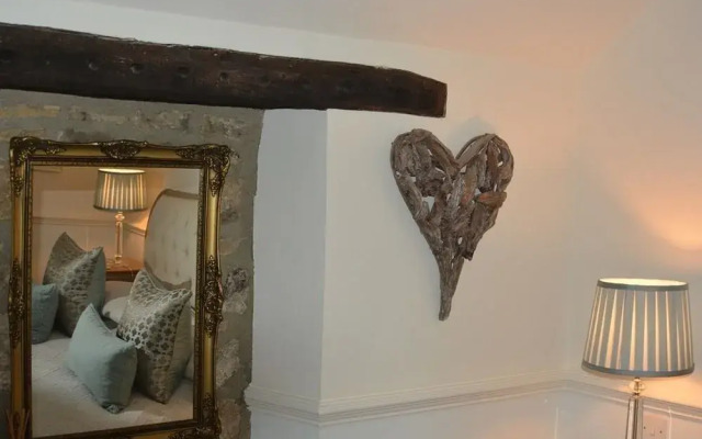 The Castle Arms Inn