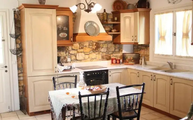 Unique Stone House in Gera Bay