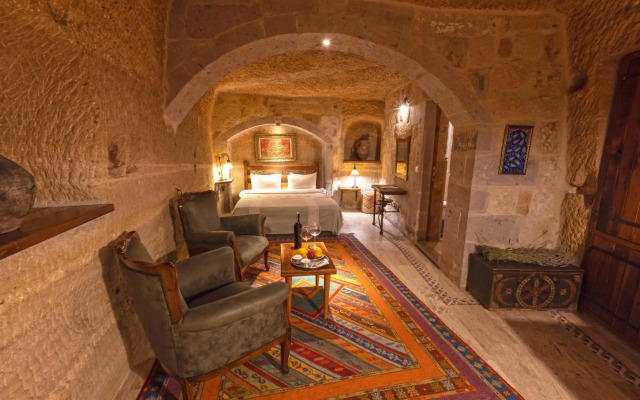 Sultan Cave Suites
