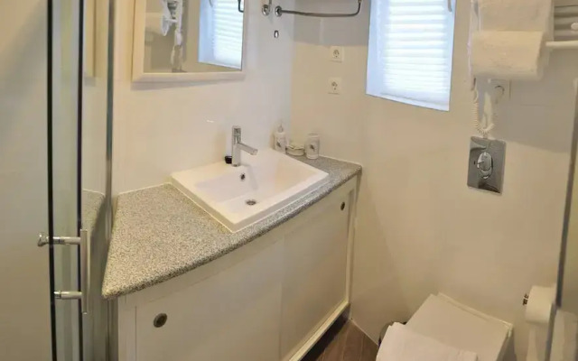 Modern Studio in the City Center
