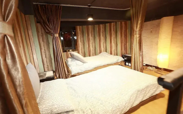 Wutongli Youth Hostel