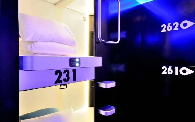 Capsule Plus Yokohama Sauna & Capsule