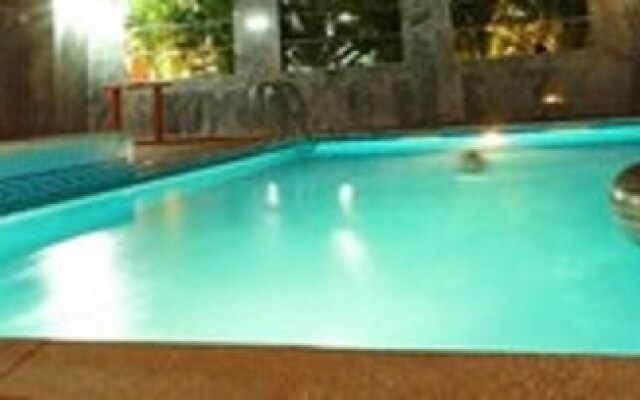 Luton Park Hotels
