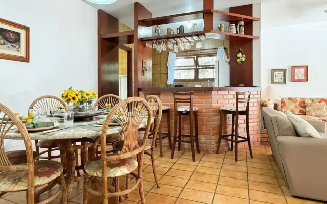 Casa Aconchegante a 100 metros da praia