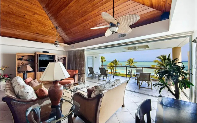 Coral Gardens on Grace Bay