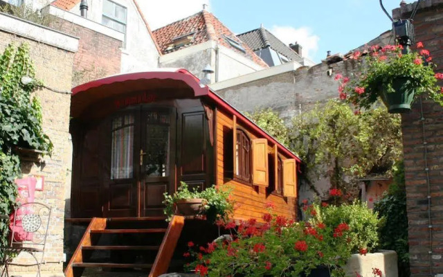 Hotel de Emauspoort