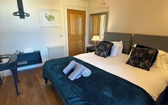 No. 1 High Street - Boutique Rooms